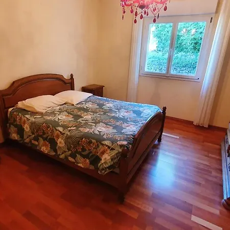 Maison De 3 Chambres Avec Jacuzzi Et Jardin Clos A *